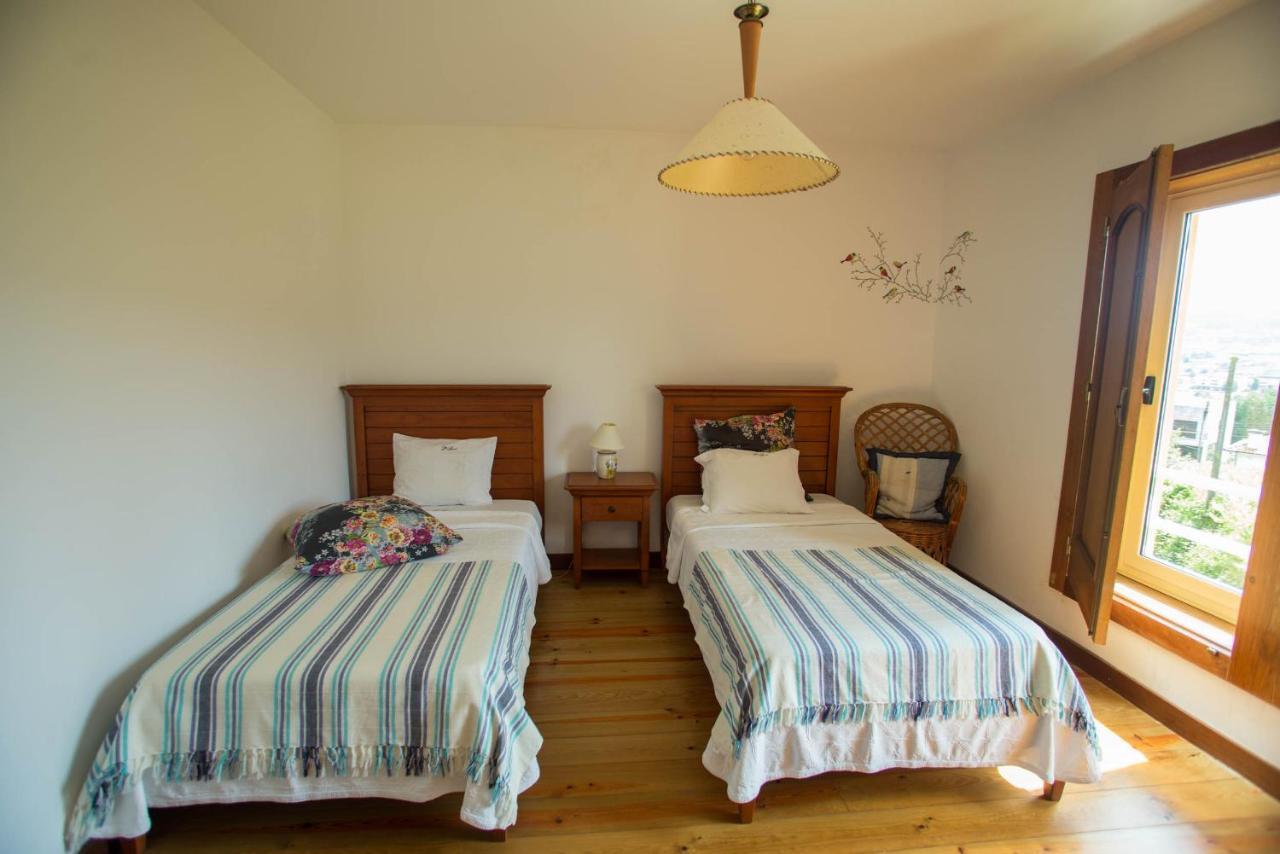 Quinta De Lourosa Guest House โลซาดา ภายนอก รูปภาพ