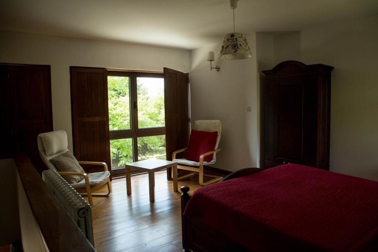 Quinta De Lourosa Guest House โลซาดา ภายนอก รูปภาพ