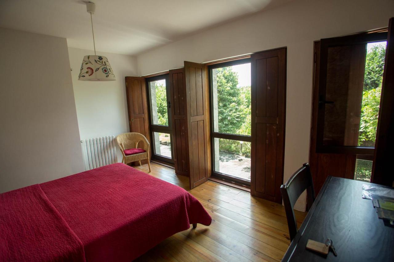 Quinta De Lourosa Guest House โลซาดา ภายนอก รูปภาพ