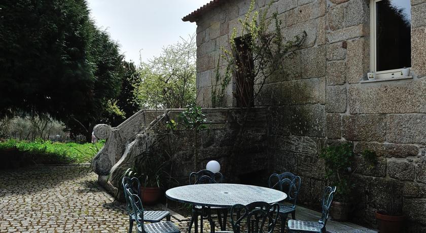 Quinta De Lourosa Guest House โลซาดา ภายนอก รูปภาพ