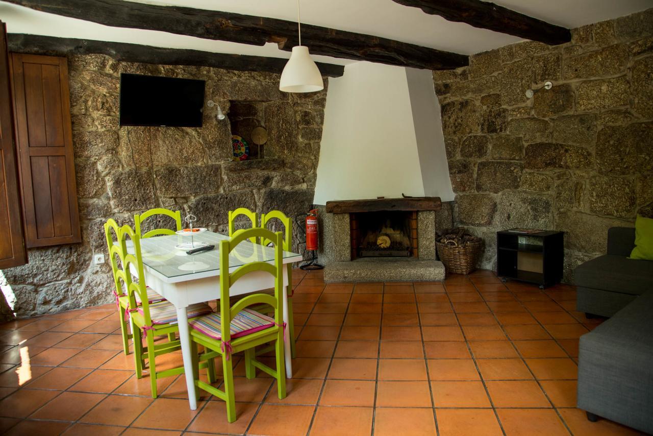 Quinta De Lourosa Guest House โลซาดา ภายนอก รูปภาพ