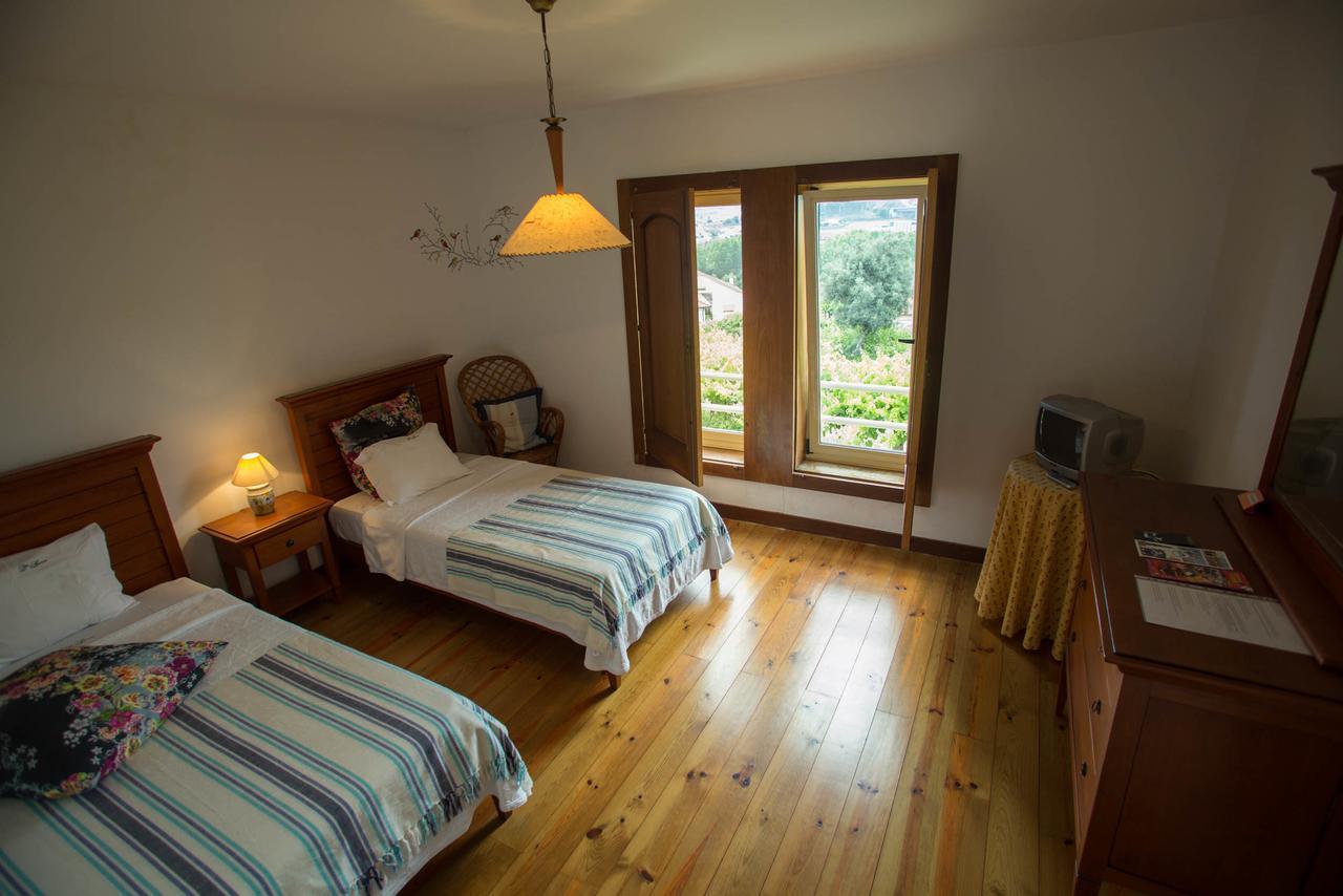 Quinta De Lourosa Guest House โลซาดา ภายนอก รูปภาพ